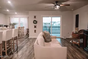 228 E Lockwood Way, Defuniak Springs, FL 32435 - Photo 2