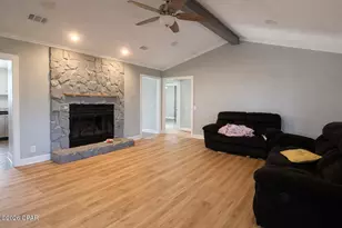 945 Agnes Scott Cir, Panama City, FL 32405 - Photo 2