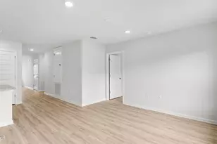 2072 Apollo Dr, Chipley, FL 32428 - Photo 10