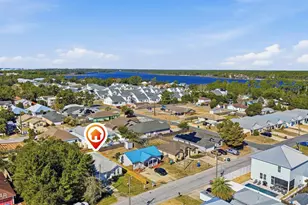 613 Dolphin Dr, Panama City Beach, FL 32413 - Photo 18