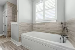 430 Locksley Dr, Panama City Beach, FL 32407 - Photo 16