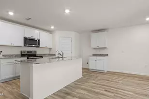 2085 Babcock St, Chipley, FL 32428 - Photo 8