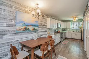 636 W Caladium Cir, Panama City Beach, FL 32413 - Photo 10