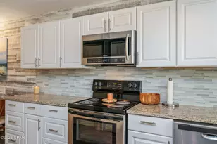 636 W Caladium Cir, Panama City Beach, FL 32413 - Photo 14