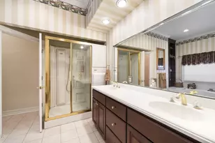 21748 N State Road 71, Altha, FL 32421 - Photo 16