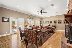 21748 N State Road 71, Altha, FL 32421 - Photo 14