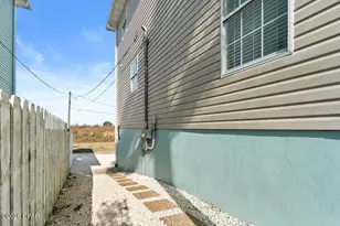 830 Oleander Ave, Mexico Beach, FL 32456 - Photo 46