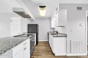 5628 Thomas Dr, Panama City, FL 32408 - Photo 10