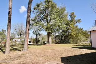 2614 North St, Cottondale, FL 32431 - Photo 18