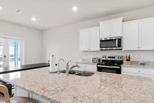 458 Vermilion Cir, Port Saint Joe, FL 32456 - Photo 16