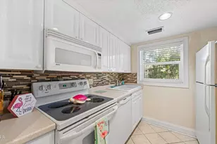 17462 Front Beach 8B6 Rd, Panama City Beach, FL 32413 - Photo 16