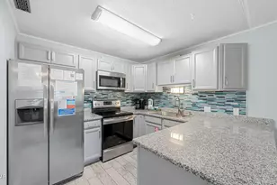 17462 Front Beach Rd, Panama City Beach, FL 32413 - Photo 6