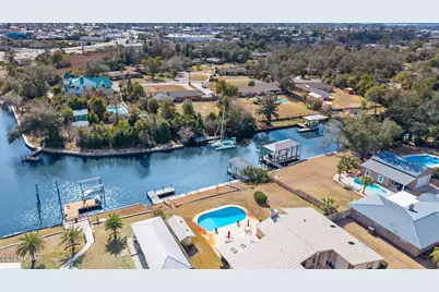 2661 Island View Drive, Panama City, FL 32405 - Photo 48
