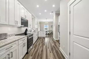 303 Park Point Cir, Port Saint Joe, FL 32456 - Photo 24