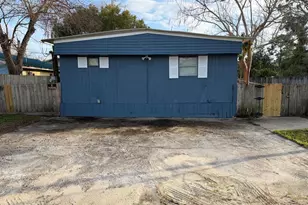 8607 Estrella St, Panama City, FL 32408 - Photo 24