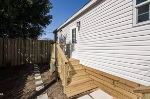 126 N Vestavia St, Panama City Beach, FL 32413 - Photo 16