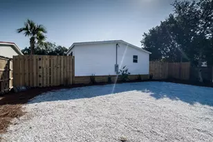 126 N Vestavia St, Panama City Beach, FL 32413 - Photo 12