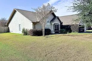 4005 Leeann Cir, Panama City, FL 32405 - Photo 2