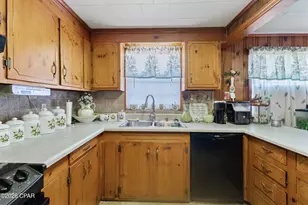 1412 Alabama Ave, Lynn Haven, FL 32444 - Photo 6