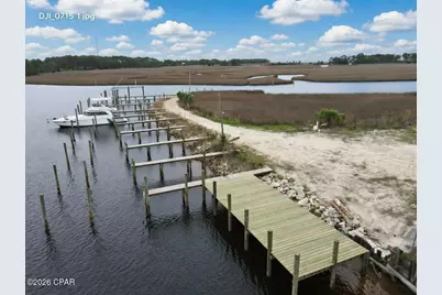 1506 W Highway 98 W, Carrabelle, FL 32322 - Photo 2