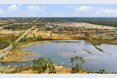 297 Hugh Thomas Drive, Callaway, FL 32404 - Photo 10