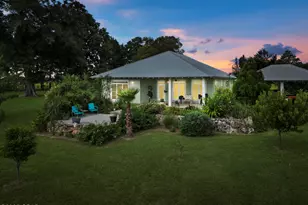 5223-A Palamino Ln, Greenwood, FL 32443 - Photo 2