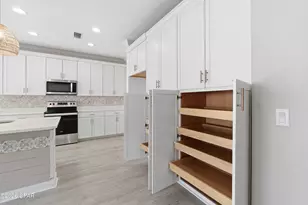 8424 Landshark Blvd, Panama City Beach, FL 32413 - Photo 16