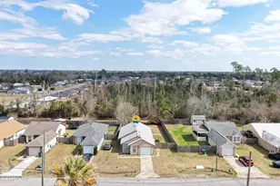 115 Christie Ln, Panama City, FL 32404 - Photo 2
