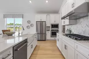 913 Crystal Bayou Blvd, Panama City Beach, FL 32407 - Photo 8