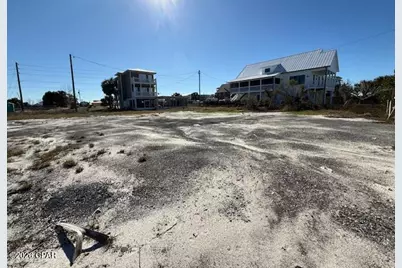 118 16th Street, Mexico Beach, FL 32456 - Photo 4