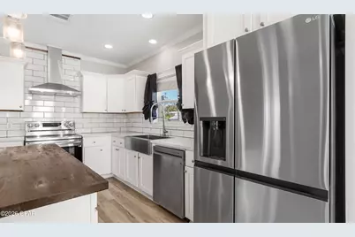 227 Bay Street, Port Saint Joe, FL 32456 - Photo 12