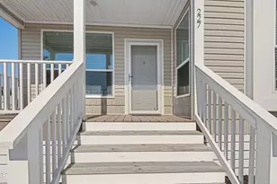 227 Bay St, Port Saint Joe, FL 32456 - Photo 4