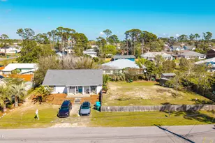2601 Oak St, Panama City Beach, FL 32408 - Photo 2