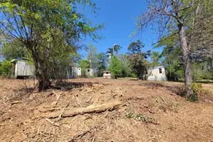 2905 Circle T Way, Marianna, FL 32448 - Photo 2