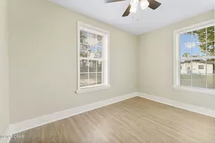 1020 E 14th Ct, Panama City, FL 32401 - Photo 12