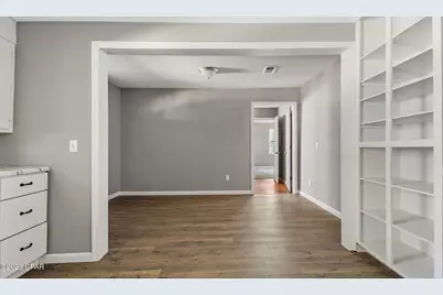 826 S Weeks Street, Bonifay, FL 32425 - Photo 10