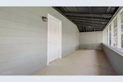 826 S Weeks Street, Bonifay, FL 32425 - Photo 8