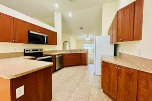 409 Bainbridge St, Panama City Beach, FL 32413 - Photo 2