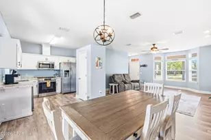 1010 Delaware Ave, Lynn Haven, FL 32444 - Photo 10