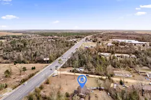 11431 1st St, Youngstown, FL 32466 - Photo 2