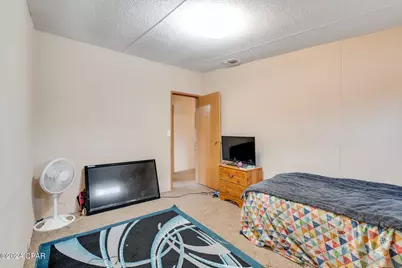 18006 Overland Avenue, Fountain, FL 32438 - Photo 24