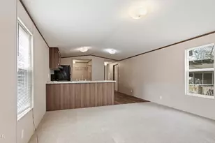 307 E Montana Ave, Bonifay, FL 32425 - Photo 22