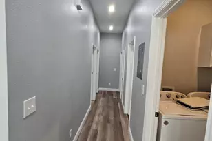 1409 E 6th Ct, Panama City, FL 32401 - Photo 12