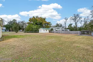1314 Coggin Ave, Chipley, FL 32428 - Photo 6