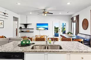 358 Sea Grv Wy, Port Saint Joe, FL 32456 - Photo 2