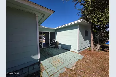 1010 E 2nd Place, Panama City, FL 32401 - Photo 6