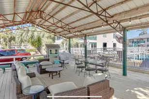 7813 N Lagoon Dr, Panama City, FL 32408 - Photo 10