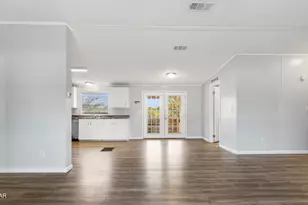 12808 Clear Creek Rd, Youngstown, FL 32466 - Photo 8