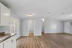 12808 Clear Creek Rd, Youngstown, FL 32466 - Photo 12