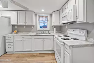 794 2nd St, Chipley, FL 32428 - Photo 6